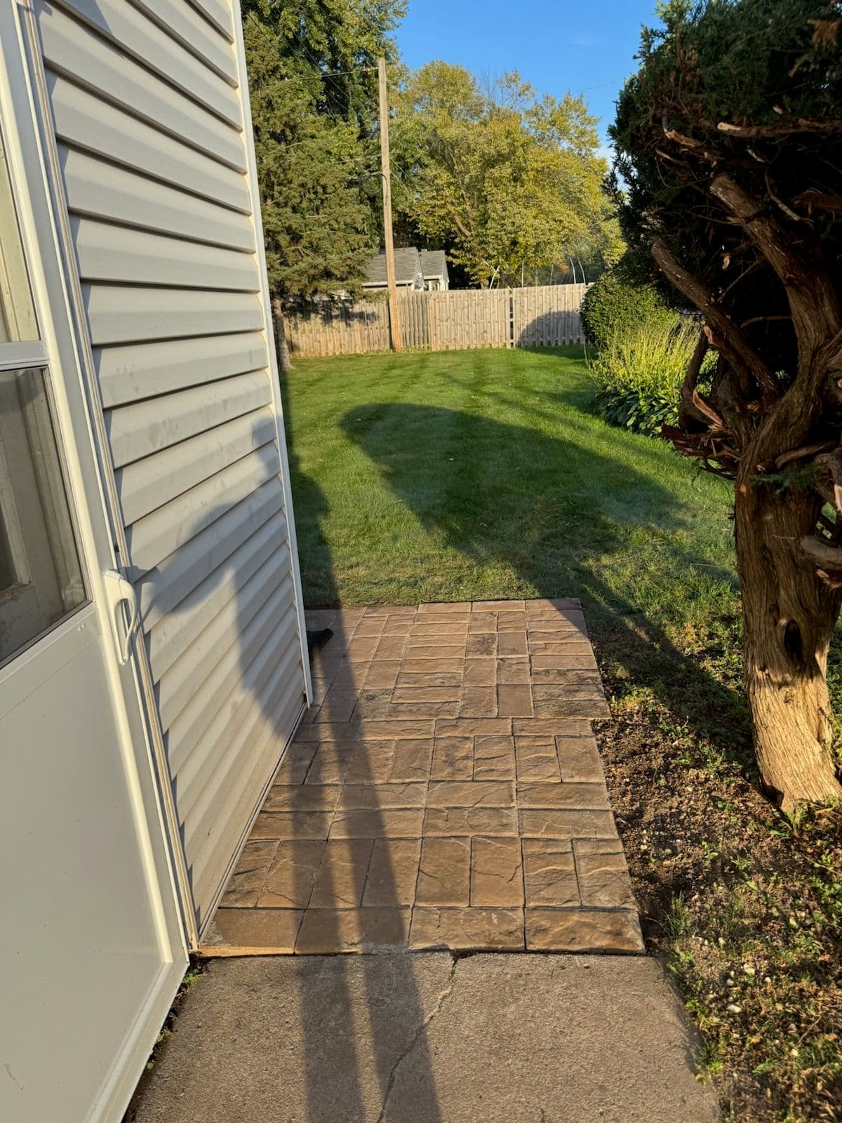 Beautiful Stone Walkway Installed in St. Paul